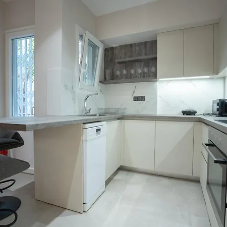 Megaro Mousikis Metro St. 2 Bdrms By Mps Apartment *